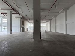 Thyssen Haniel Logistics Centre (D16), Warehouse #582815611